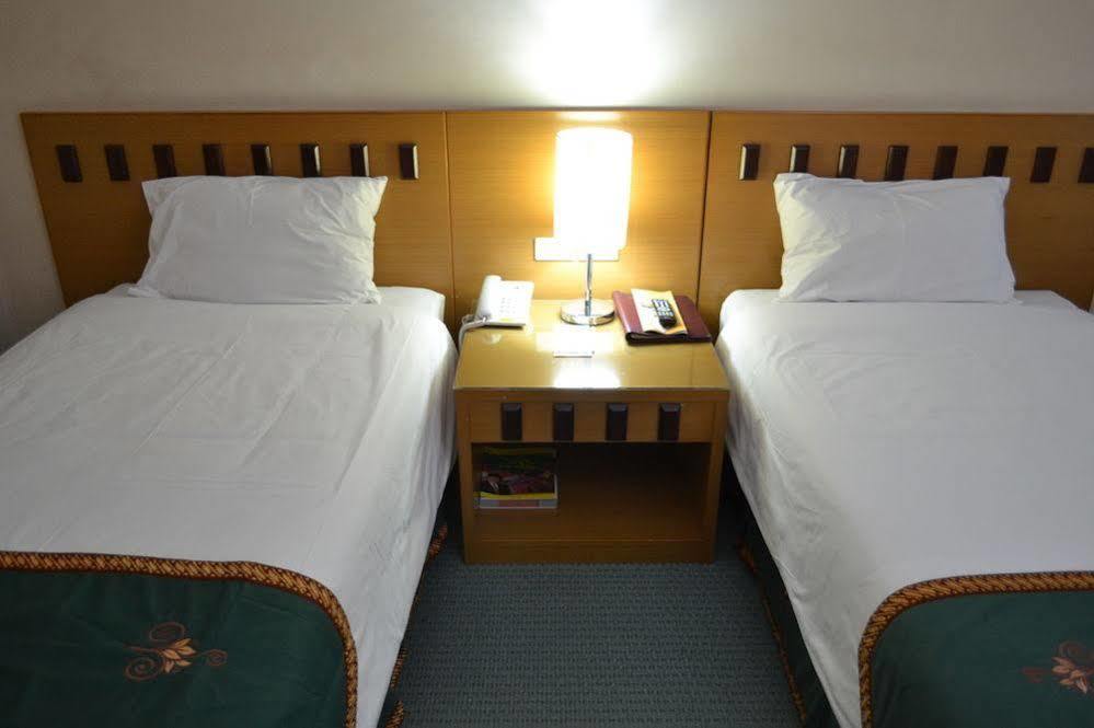 Patra Comfort Jakarta Exterior foto