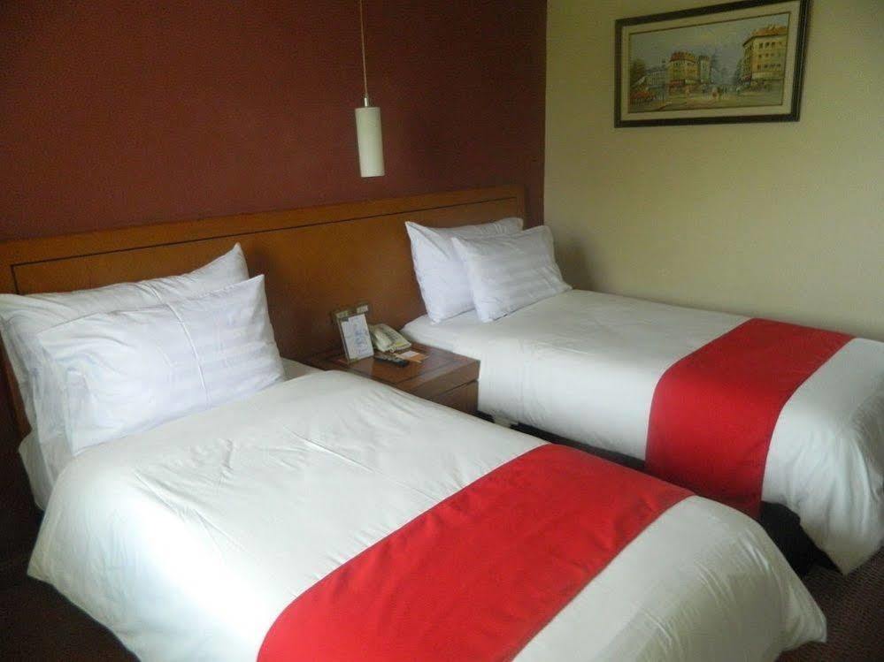 Patra Comfort Jakarta Exterior foto