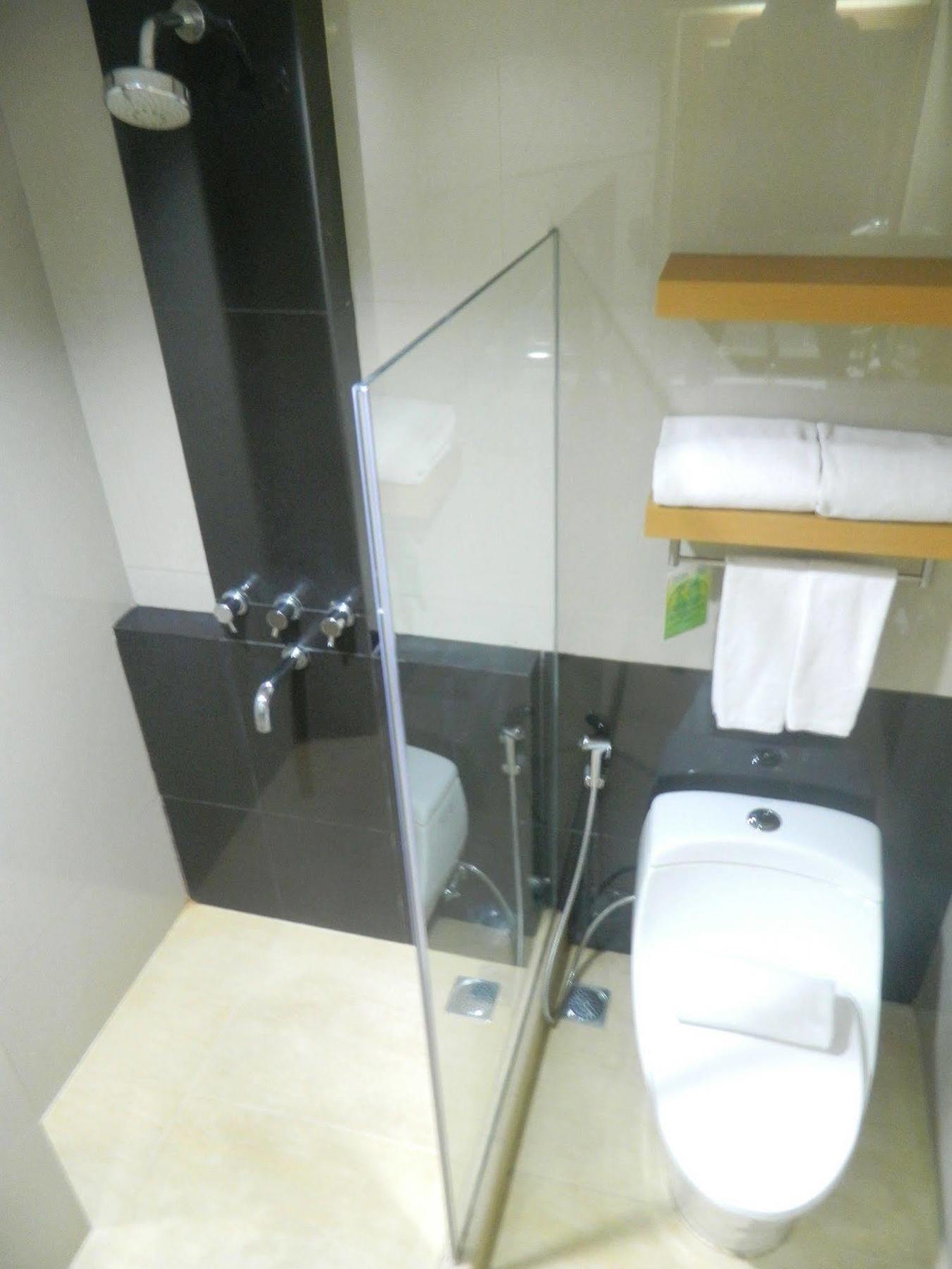 Patra Comfort Jakarta Exterior foto