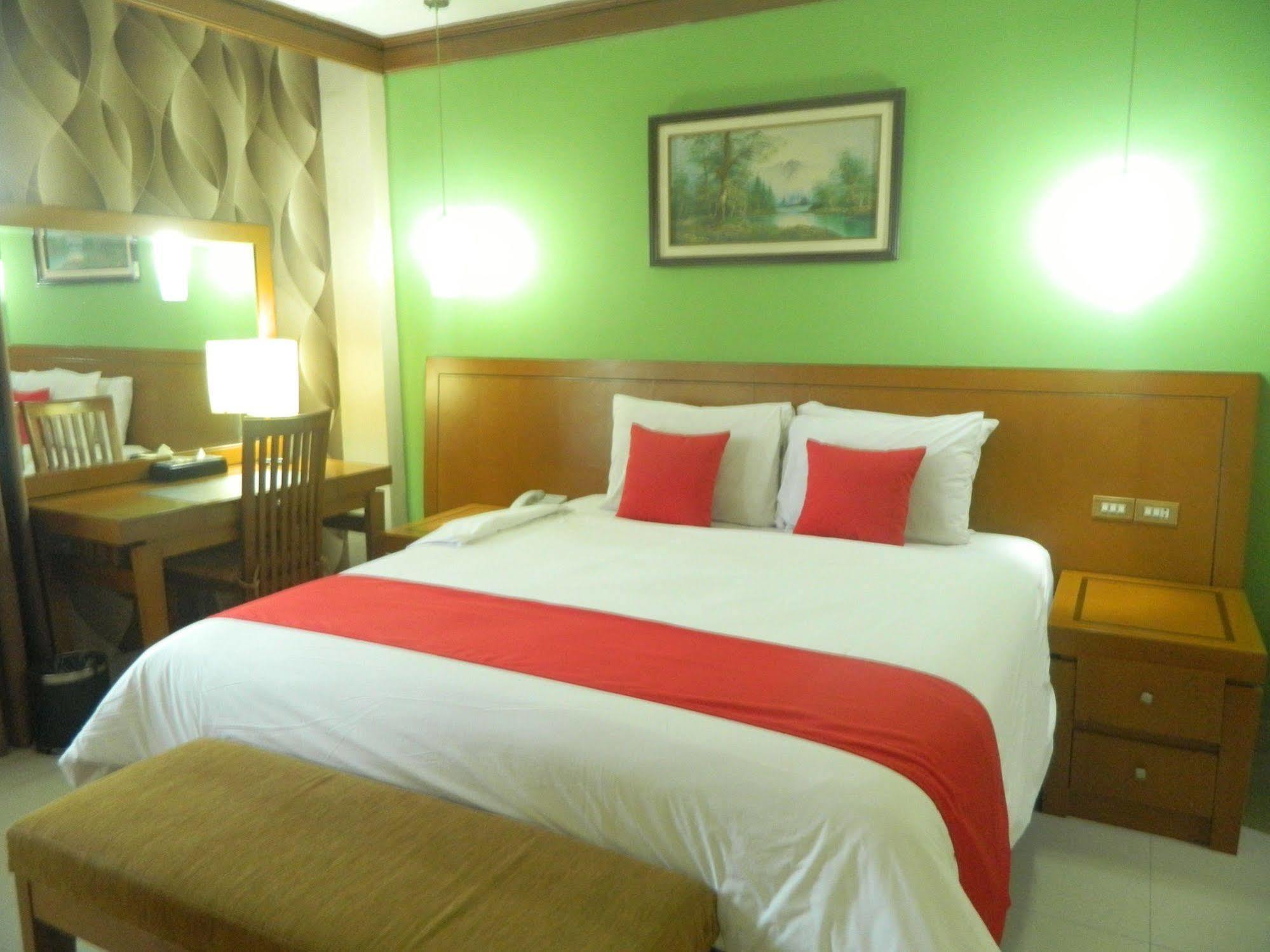 Patra Comfort Jakarta Exterior foto
